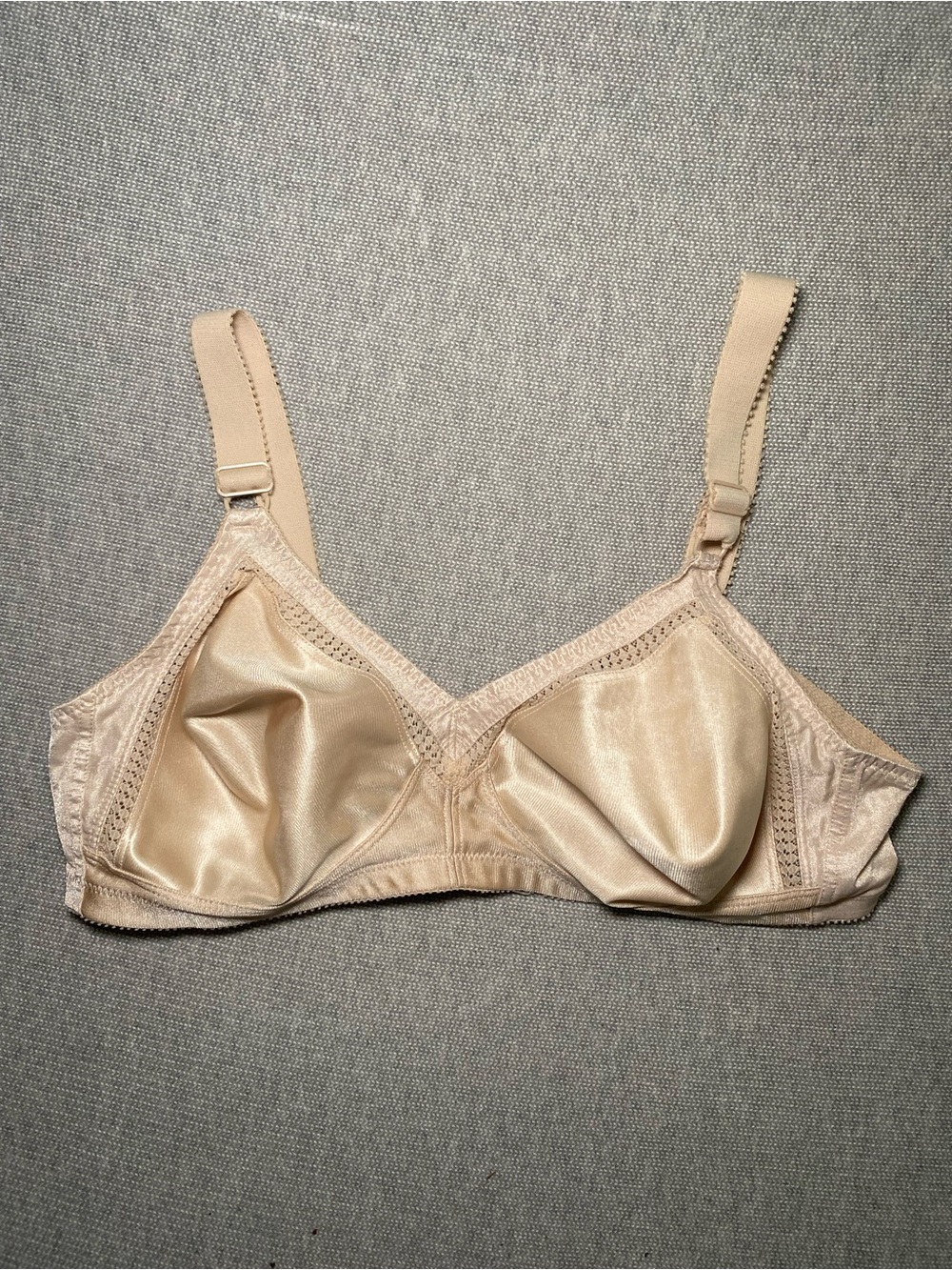 PLAYTEX 42B Soft Taupe 5204 UNLINED WIRELESS BRA